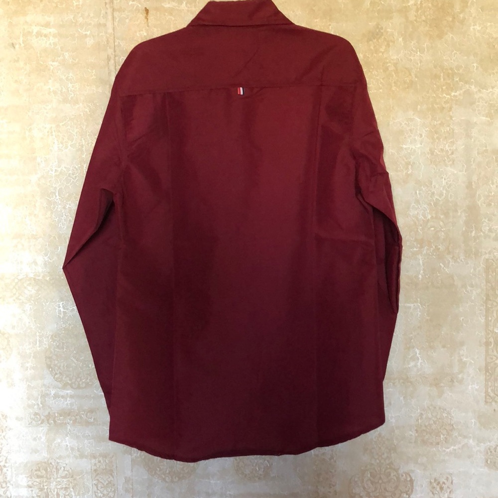 Red/burgundy button down - Picture 3 of 4
